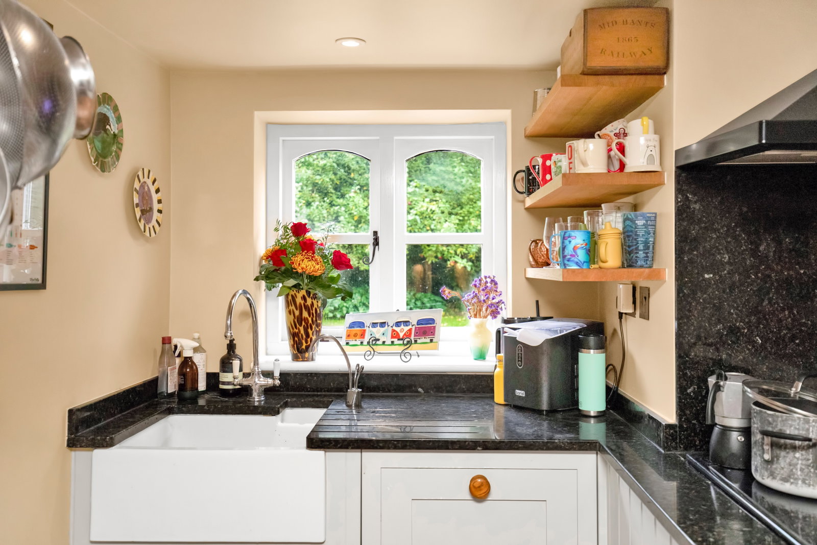 Detached House in Alresford