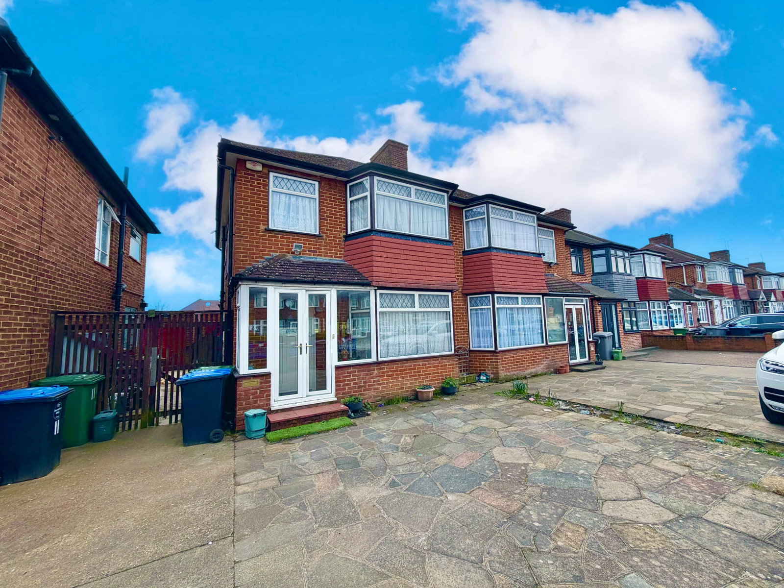 Semi Detached House in Edgware