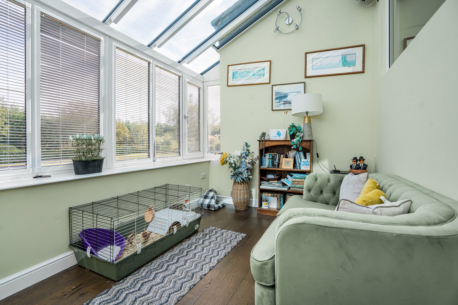 Detached House for sale in Halifax, High Lea, High Lee Lane, Scammonden Road, Barkisland HX4 0DE, 3636 m²