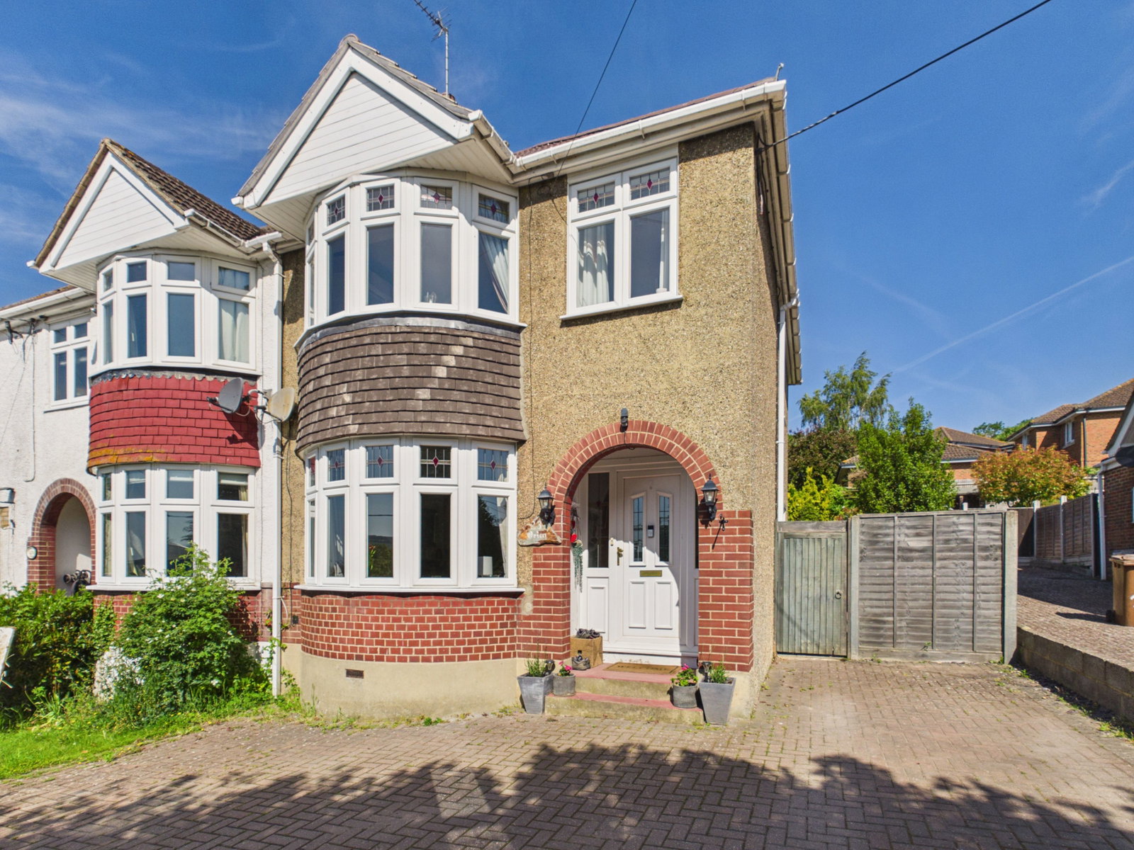 Semi Detached House in Rochester