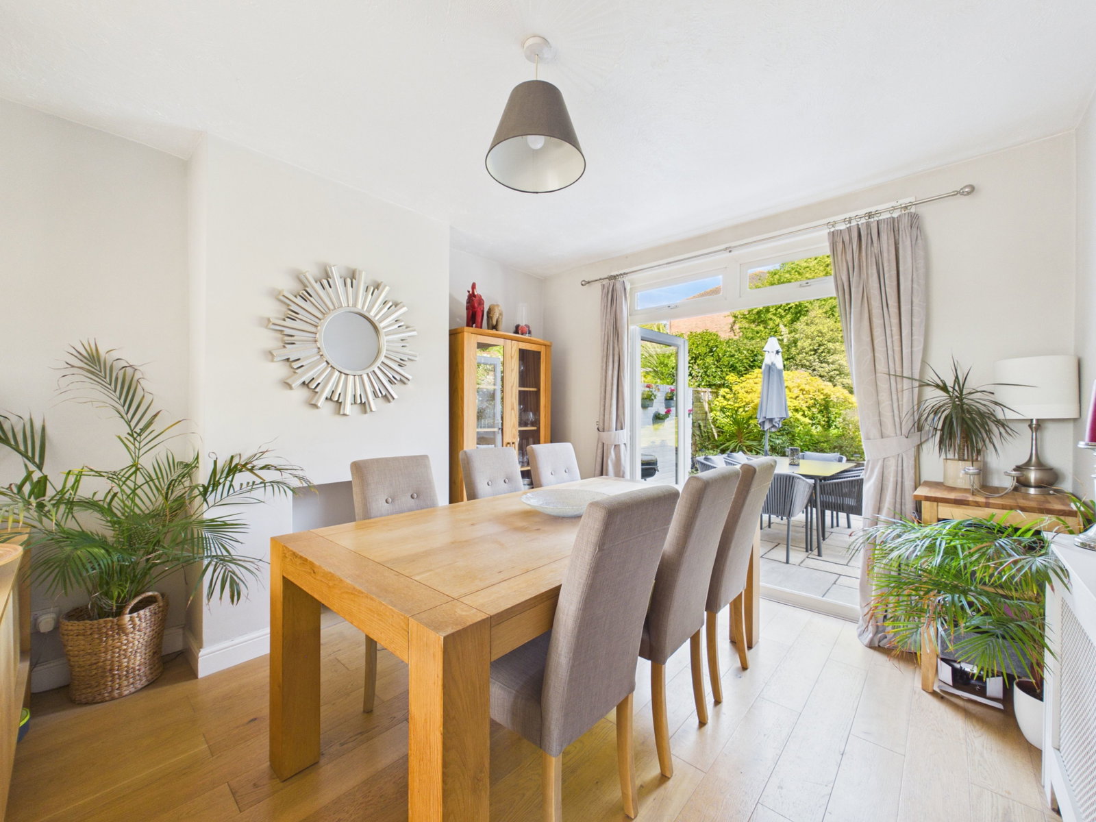 Semi Detached House in Rochester