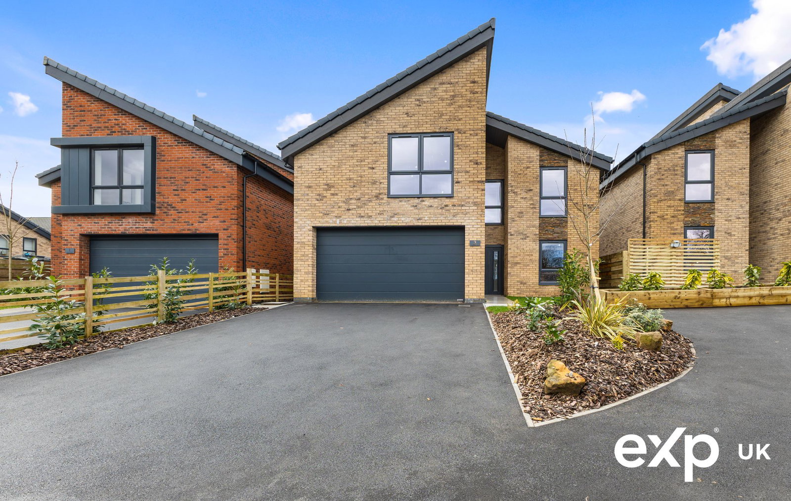 Detached House in Nottingham