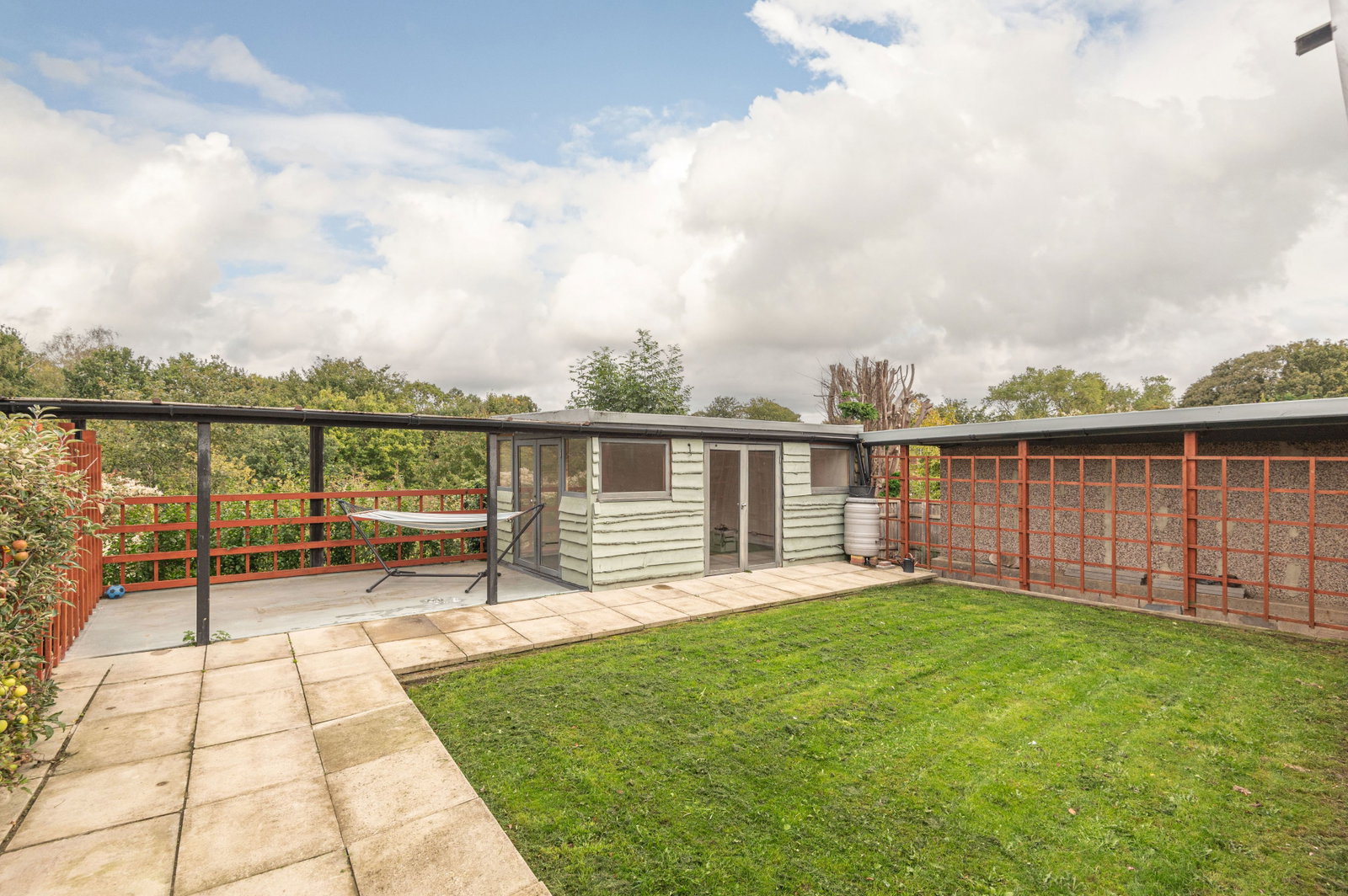Detached House in Leeds