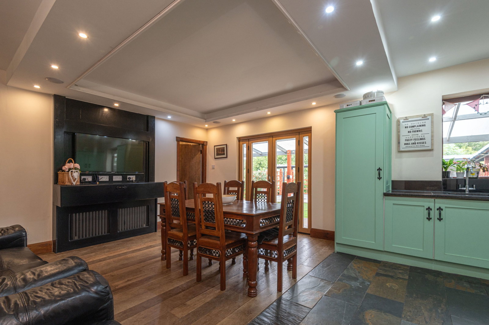 Detached House in Leeds