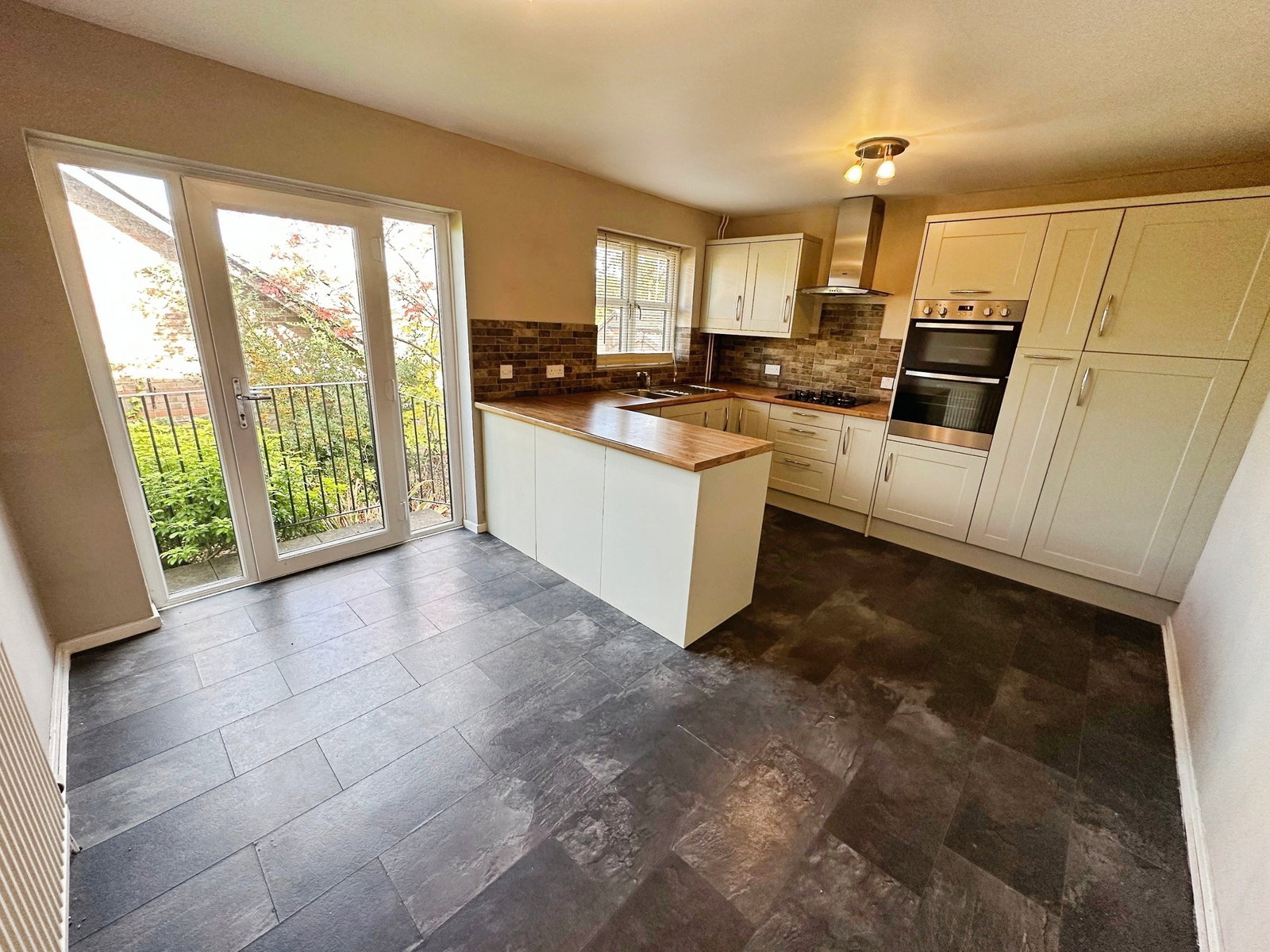 Bungalow in Leicester