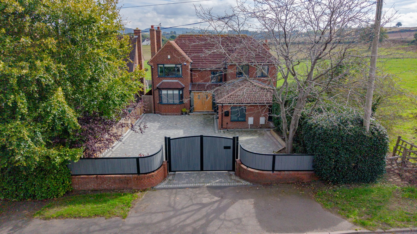 Detached House in Stourbridge