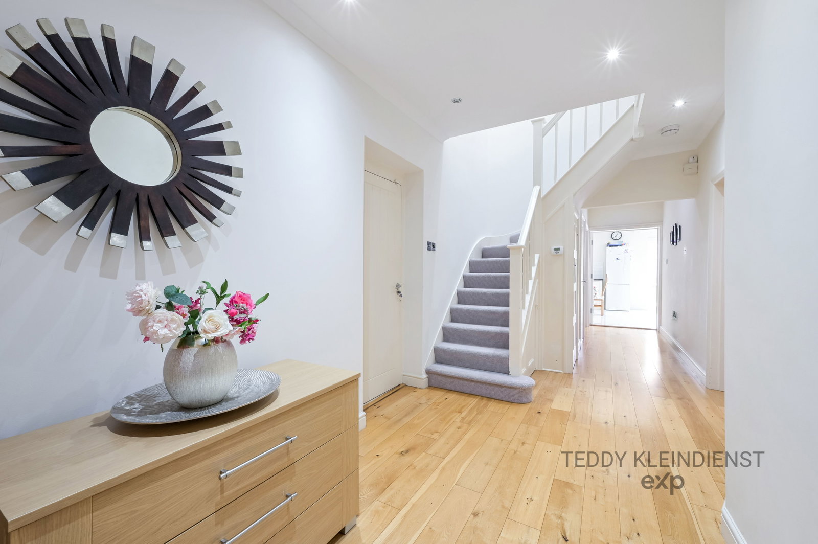 Detached House in New Malden