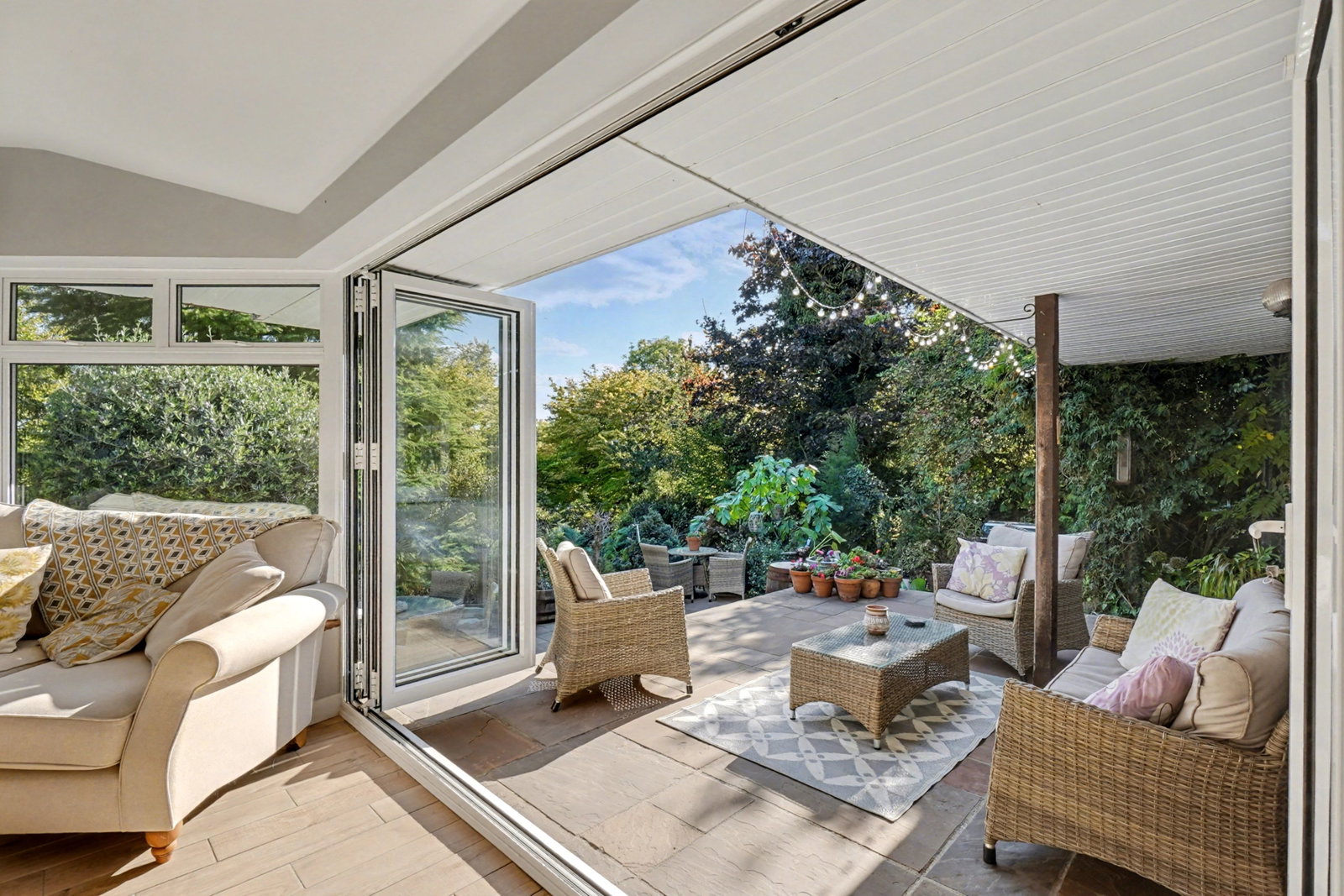 Detached House for sale in Chatham, The Ridgeway, Chatham, ME4 6PB, 2543 m²
