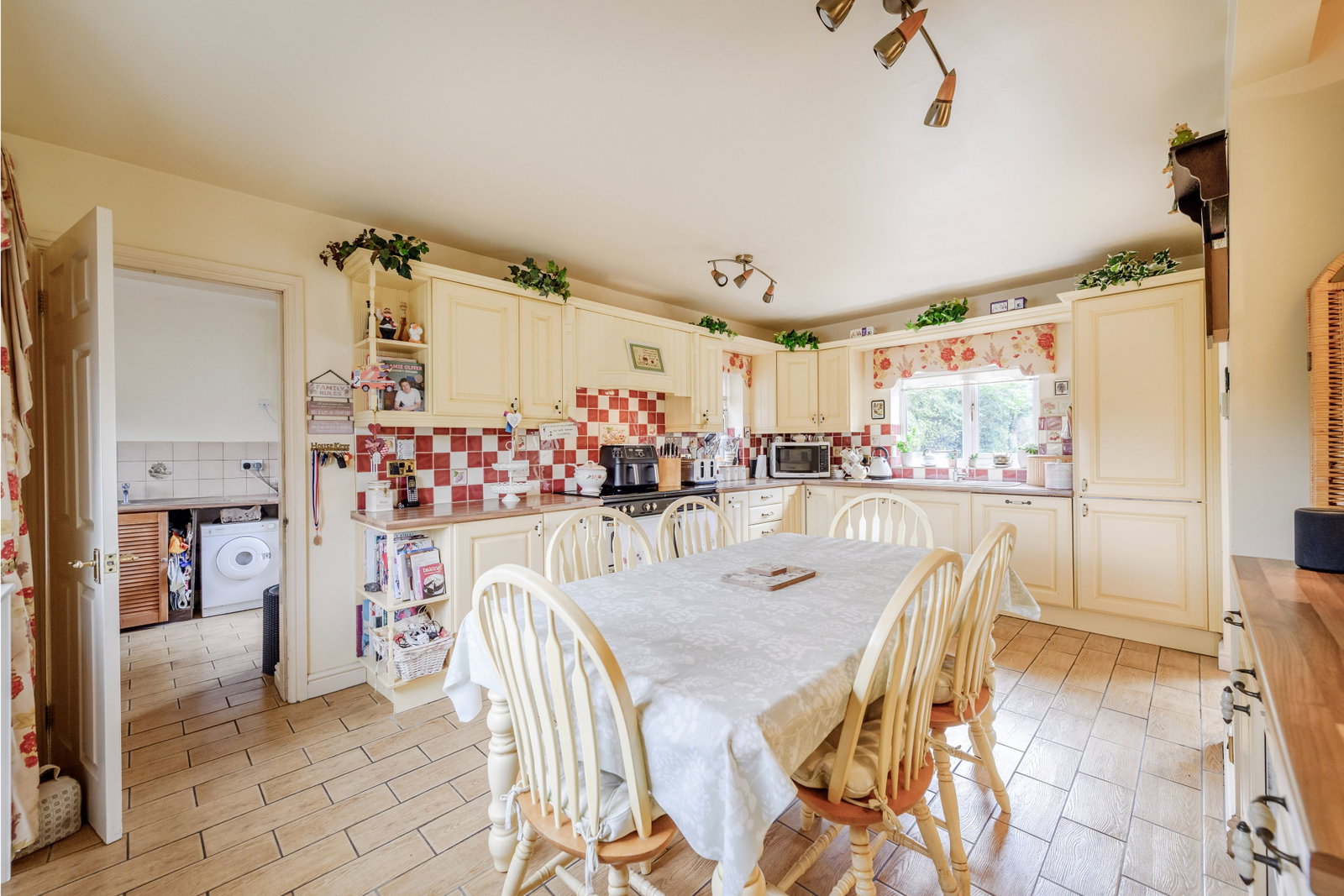 Detached House in Telford