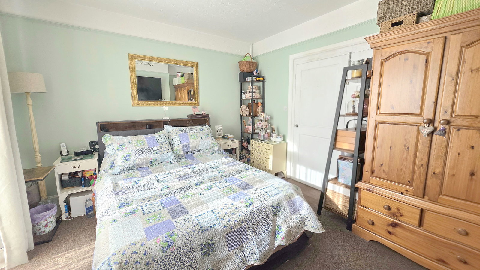 Terraced House in Pontypool