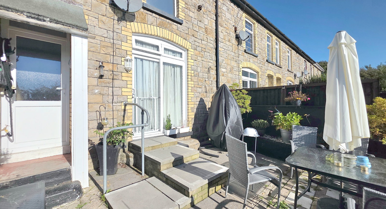 Terraced House in Pontypool