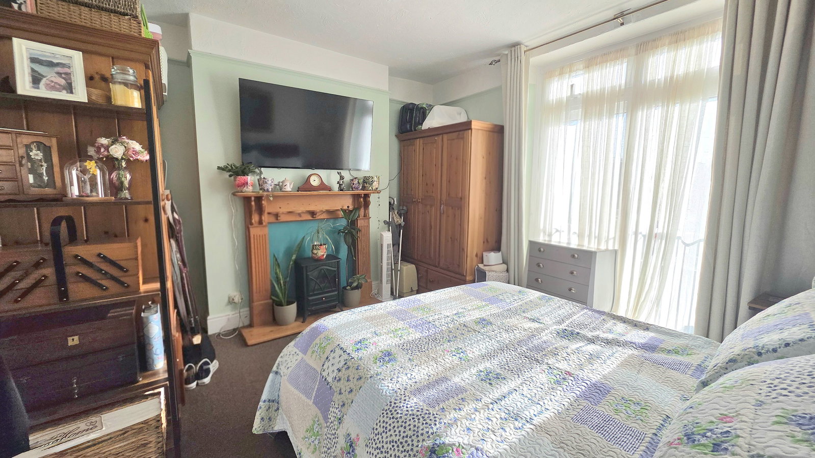 Terraced House in Pontypool