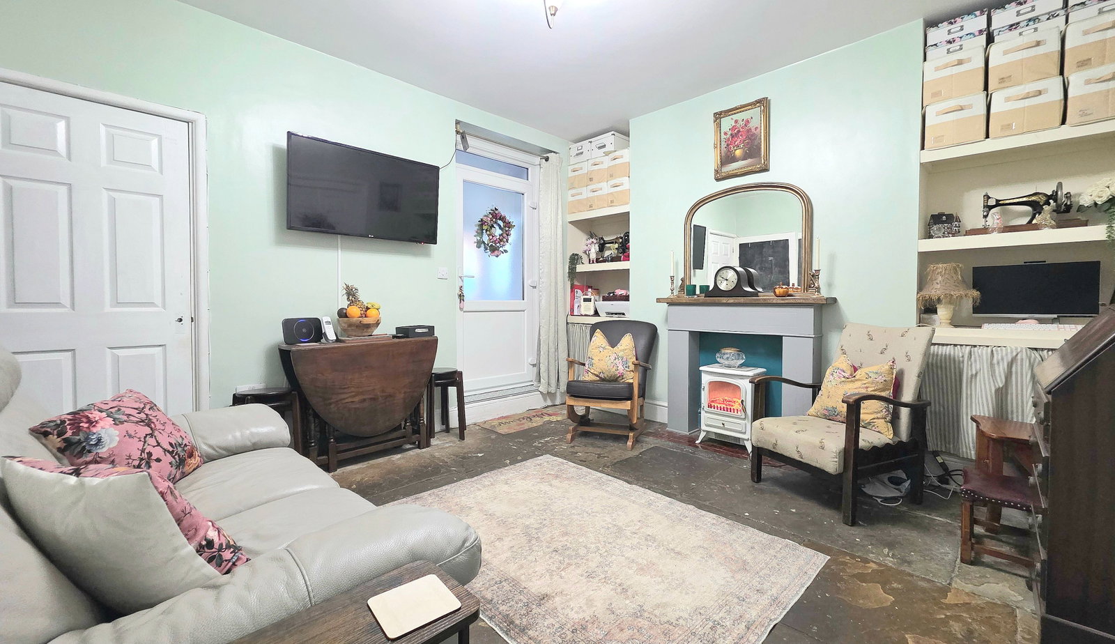 Terraced House in Pontypool