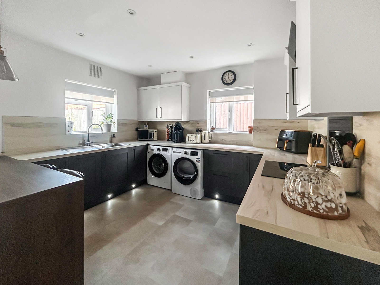 Semi Detached House for sale in Stoke-on-Trent, Housefield Road, Bentilee, Stoke-on-Trent