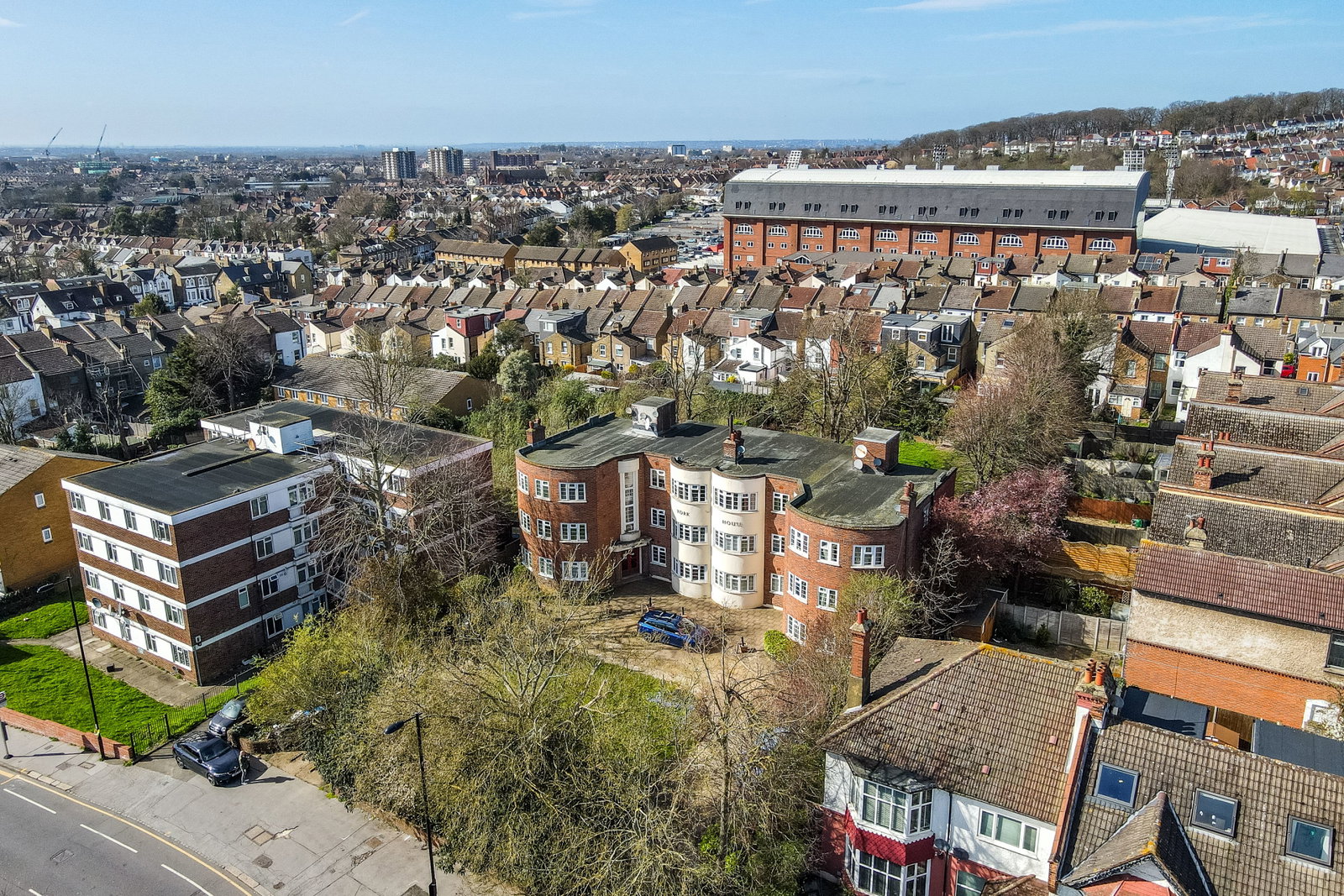 Ground Floor Flat in London