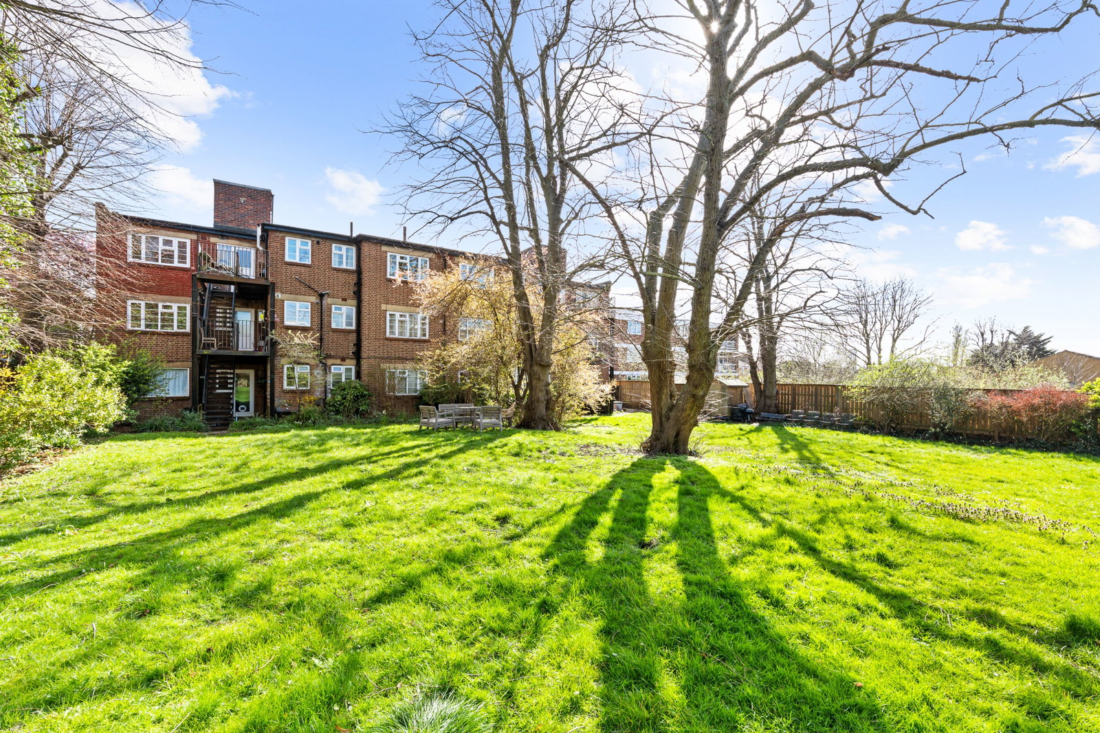 Ground Floor Flat in London