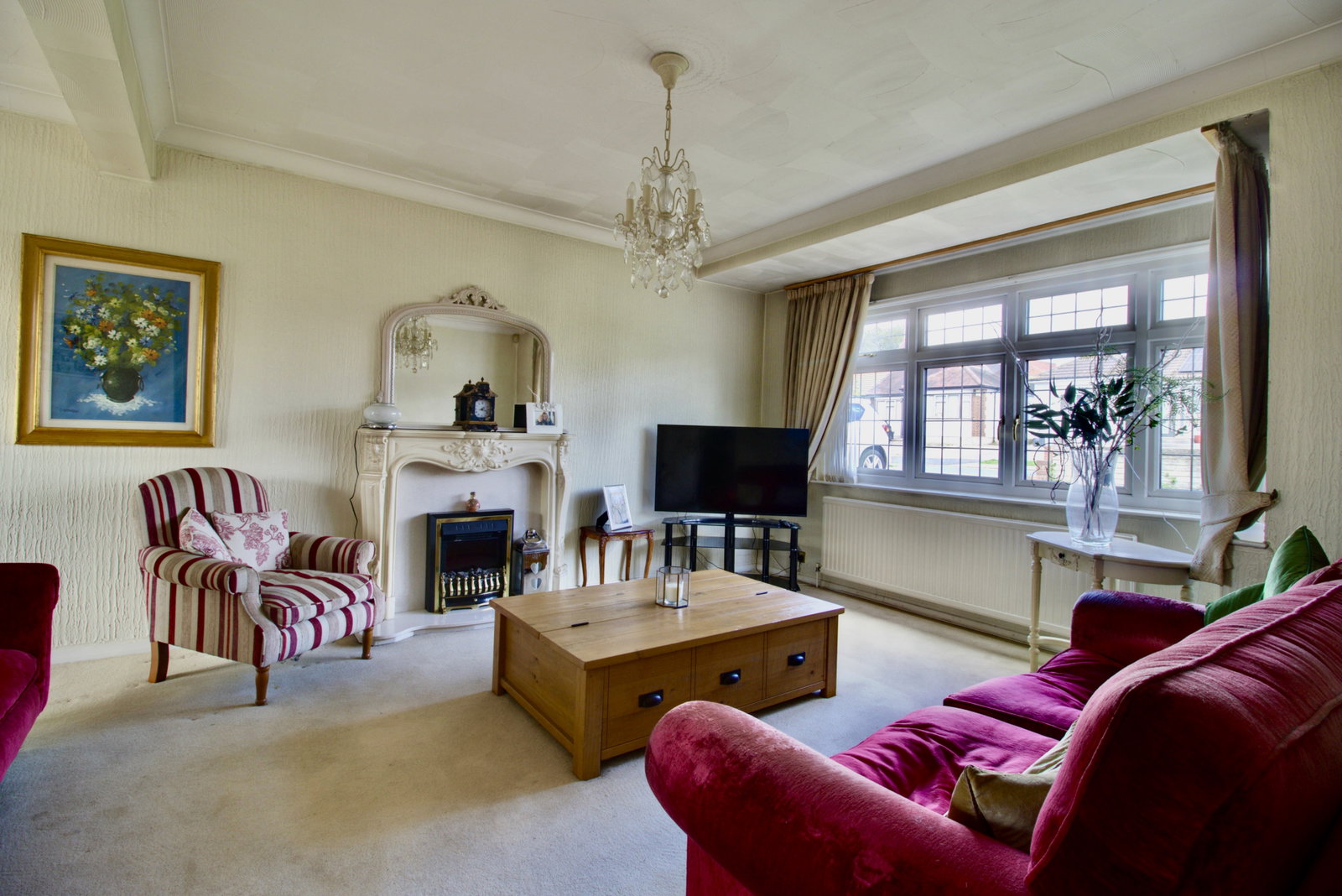 Semi Detached House in Romford