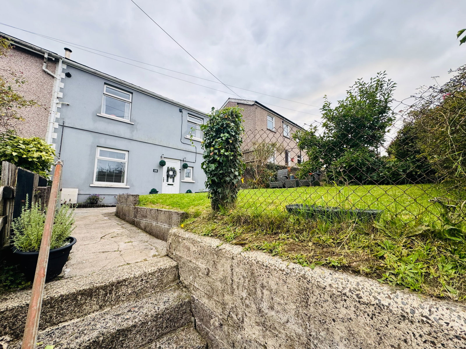 Semi Detached House in Llangynwyd