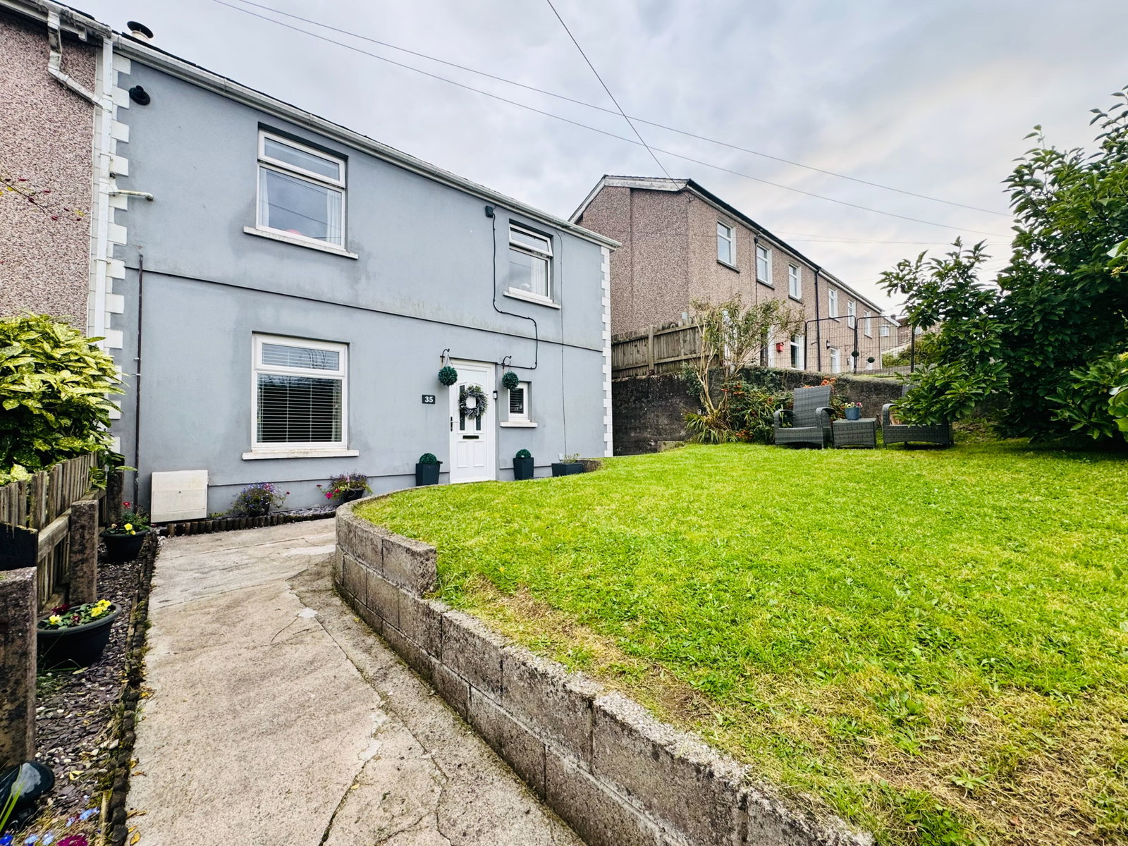 Semi Detached House in Llangynwyd