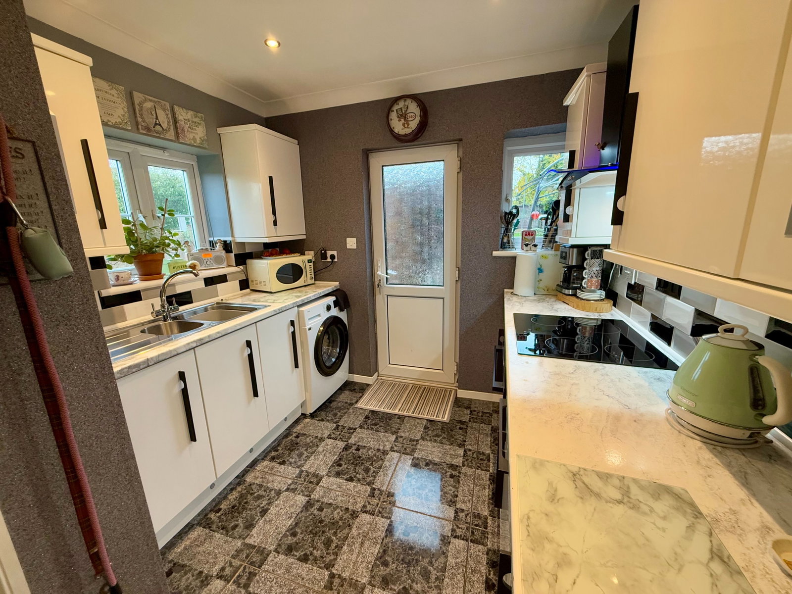 Semi Detached House in Gravesend