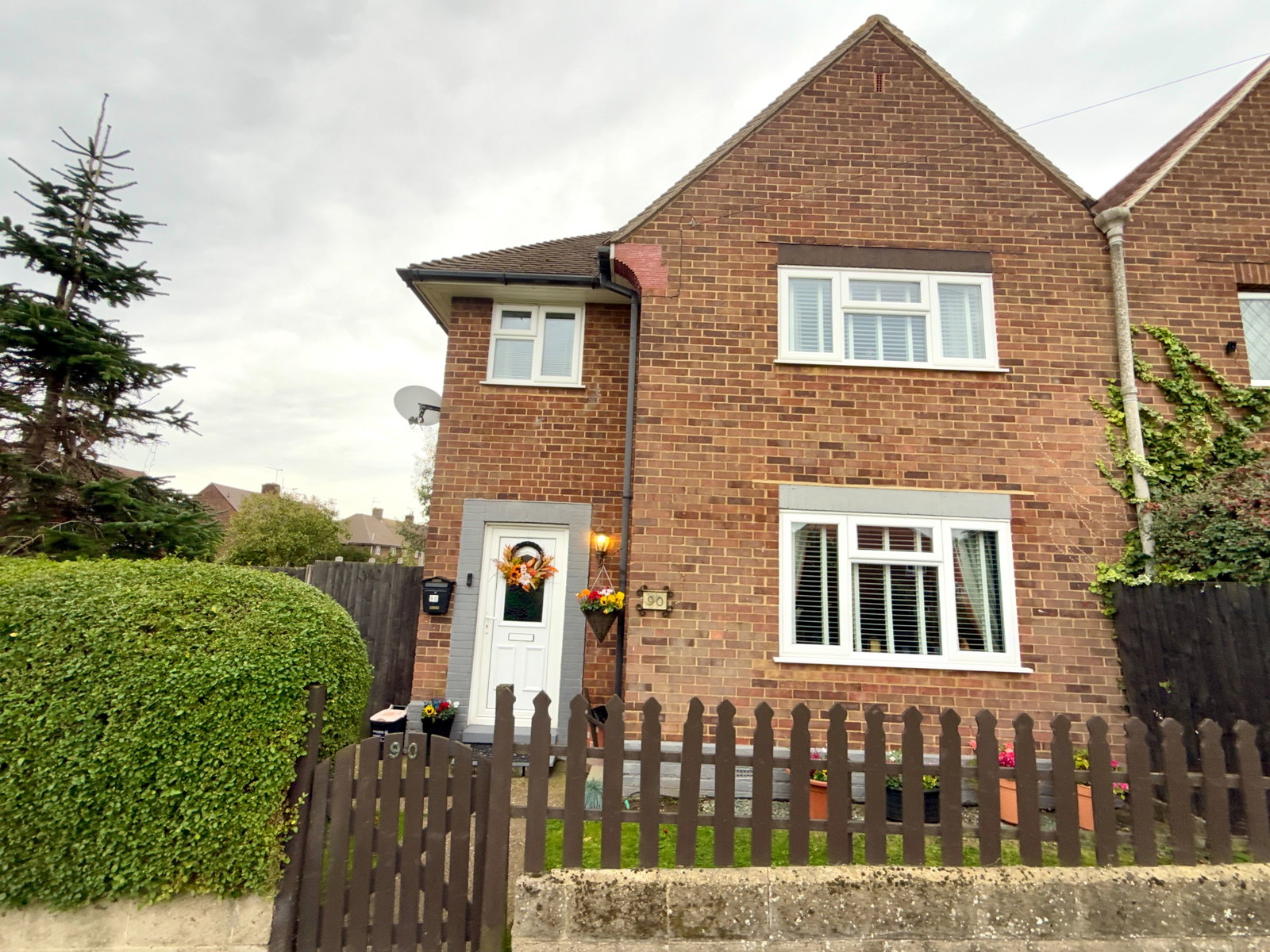 Semi Detached House in Gravesend