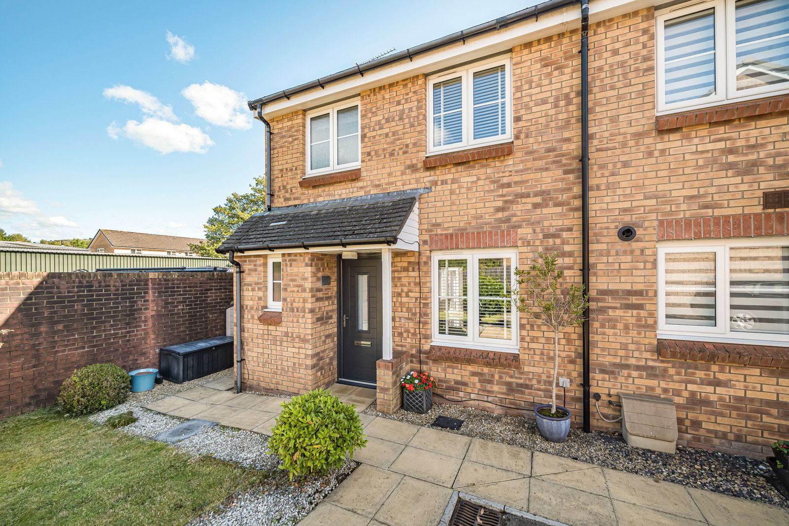 End Of Terrace House in Caerphilly