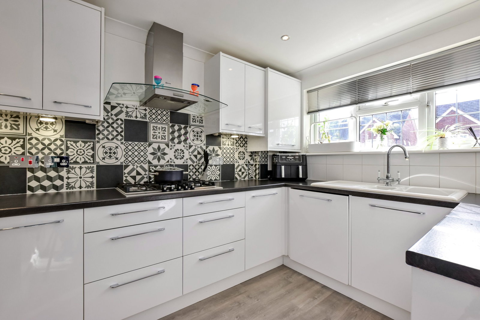 Semi Detached House in Abbots Langley
