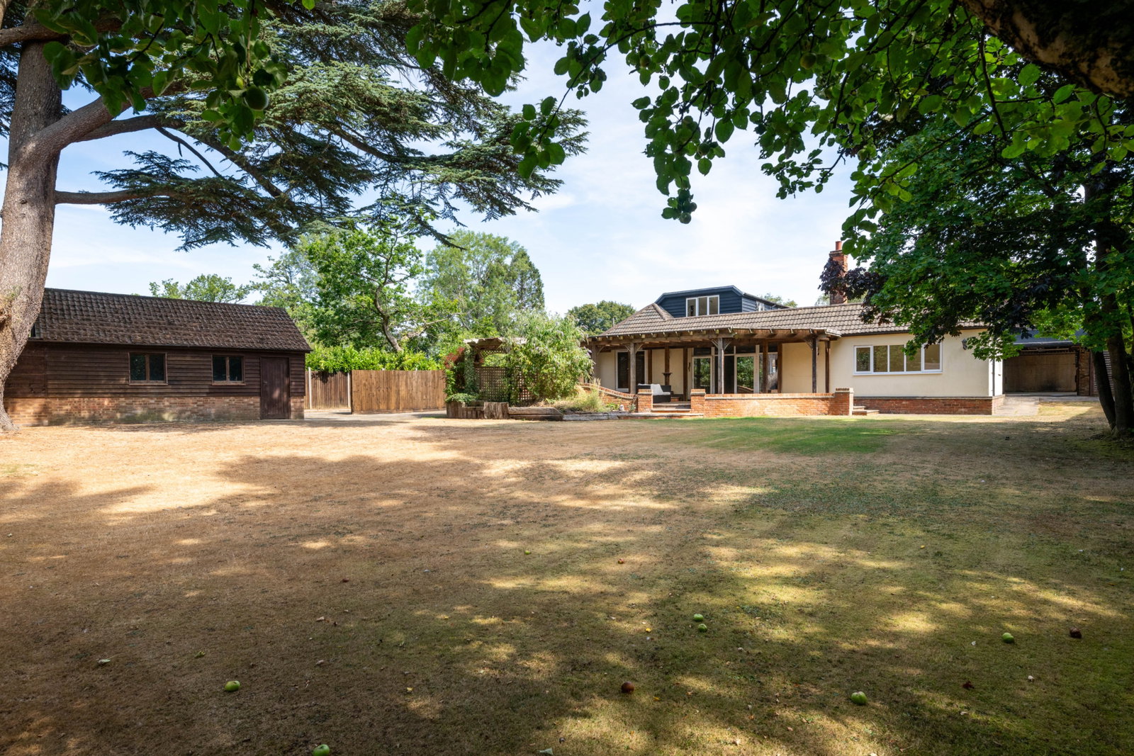 Detached House in Berkhamsted