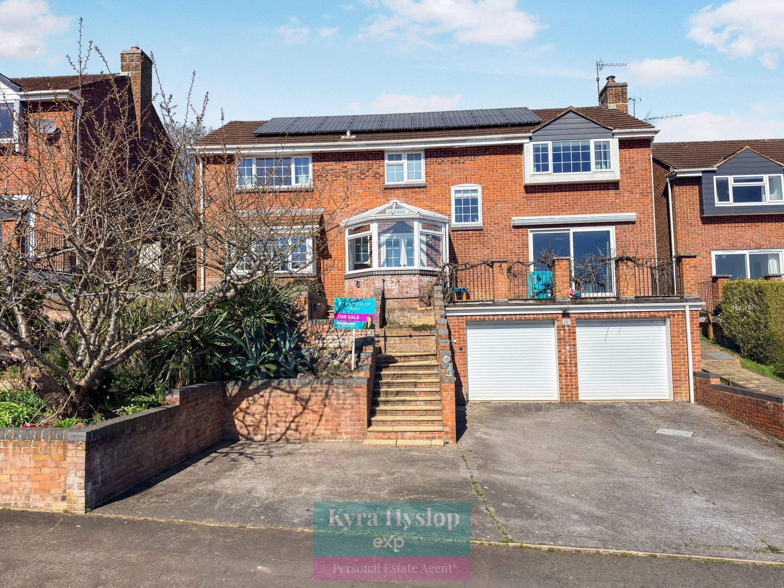 Detached House in Exeter