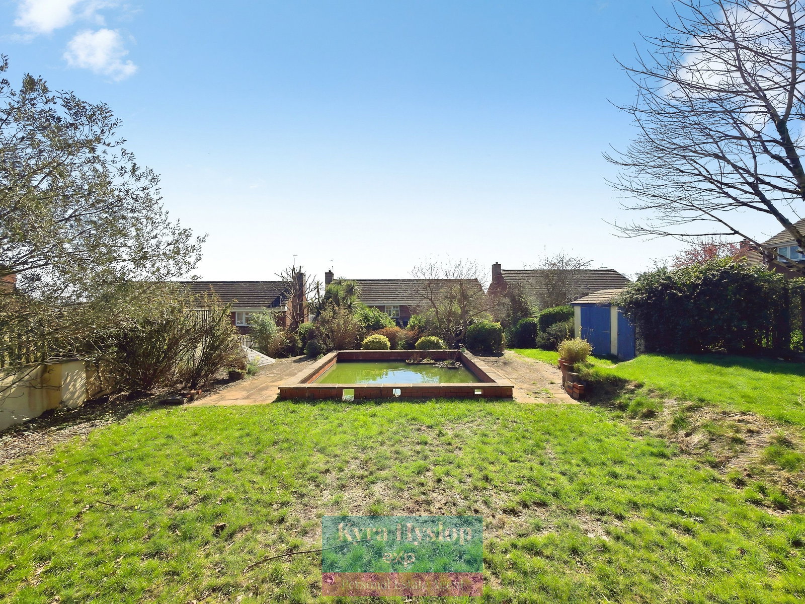 Detached House in Exeter