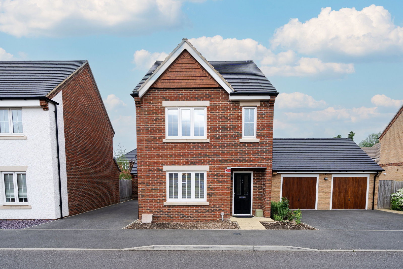 Detached House in Aylesbury