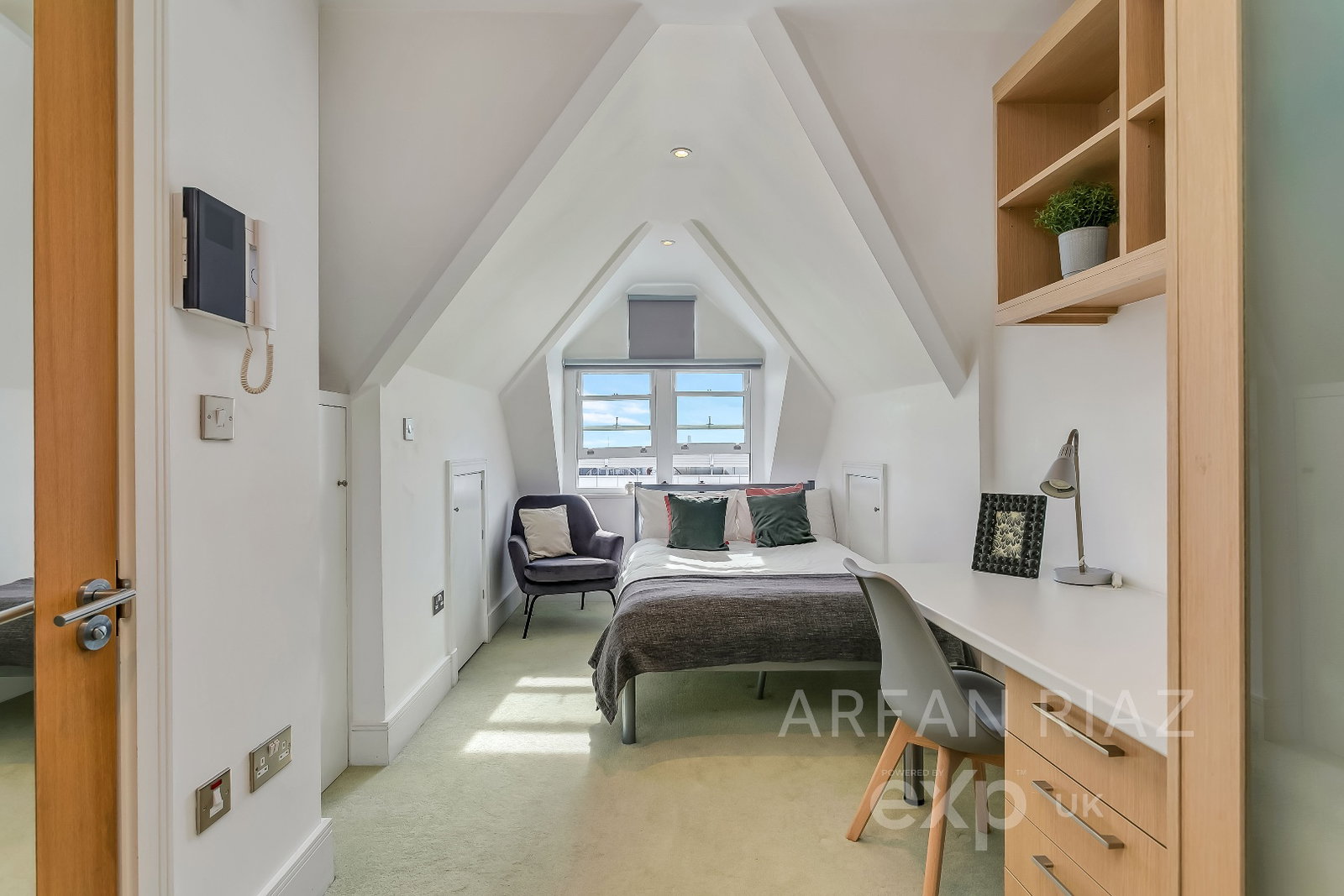 Studio in London