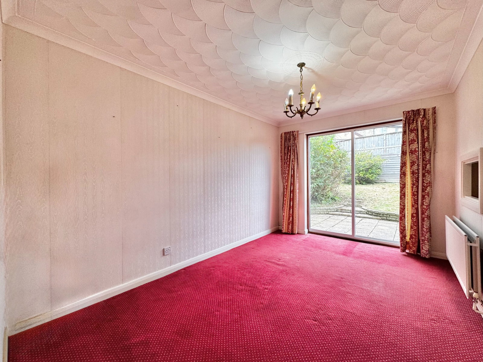 Detached House in Cardiff
