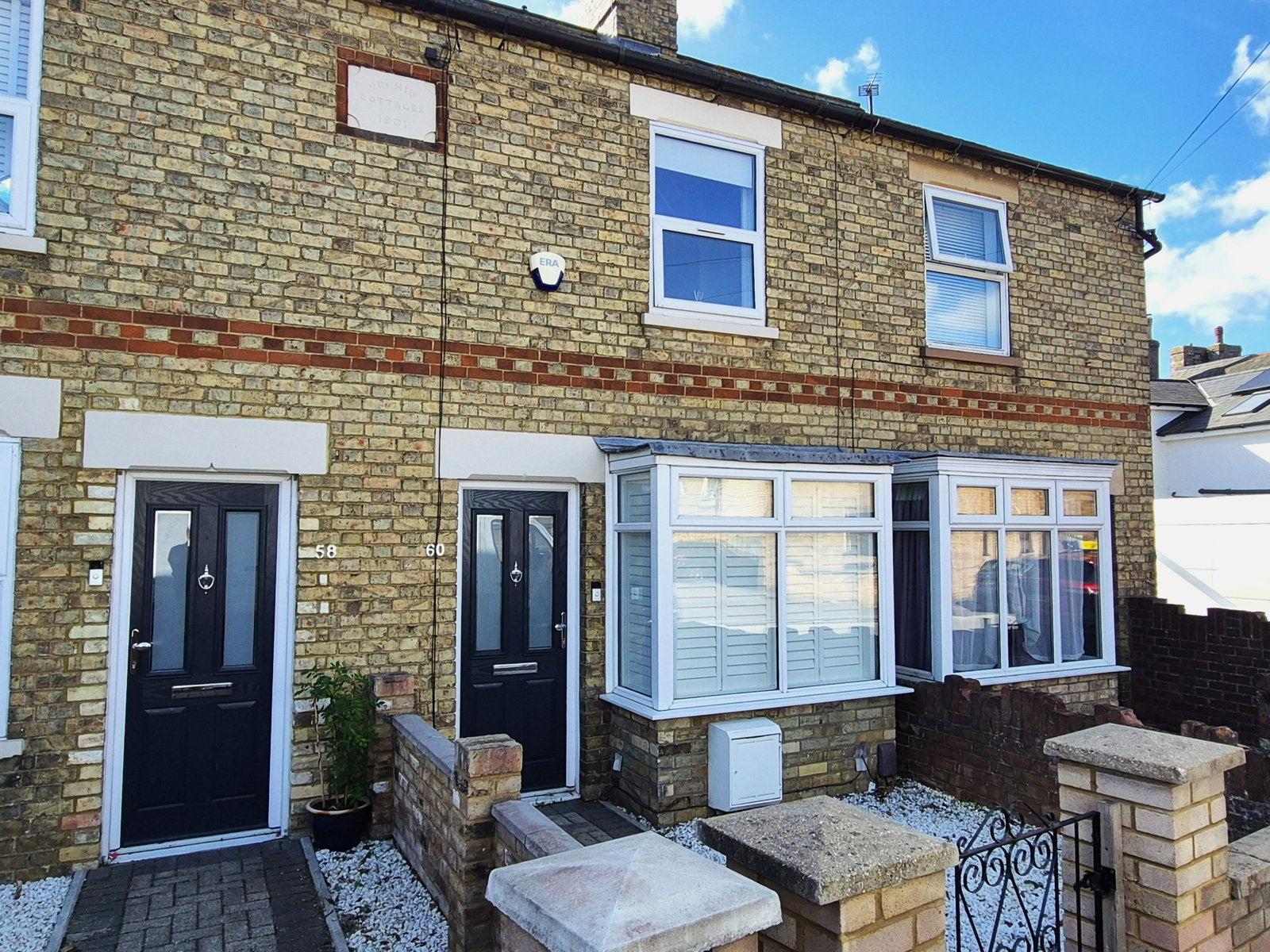 Terraced House for sale in Biggleswade, Saffron Road, Biggleswade, SG18 8DJ