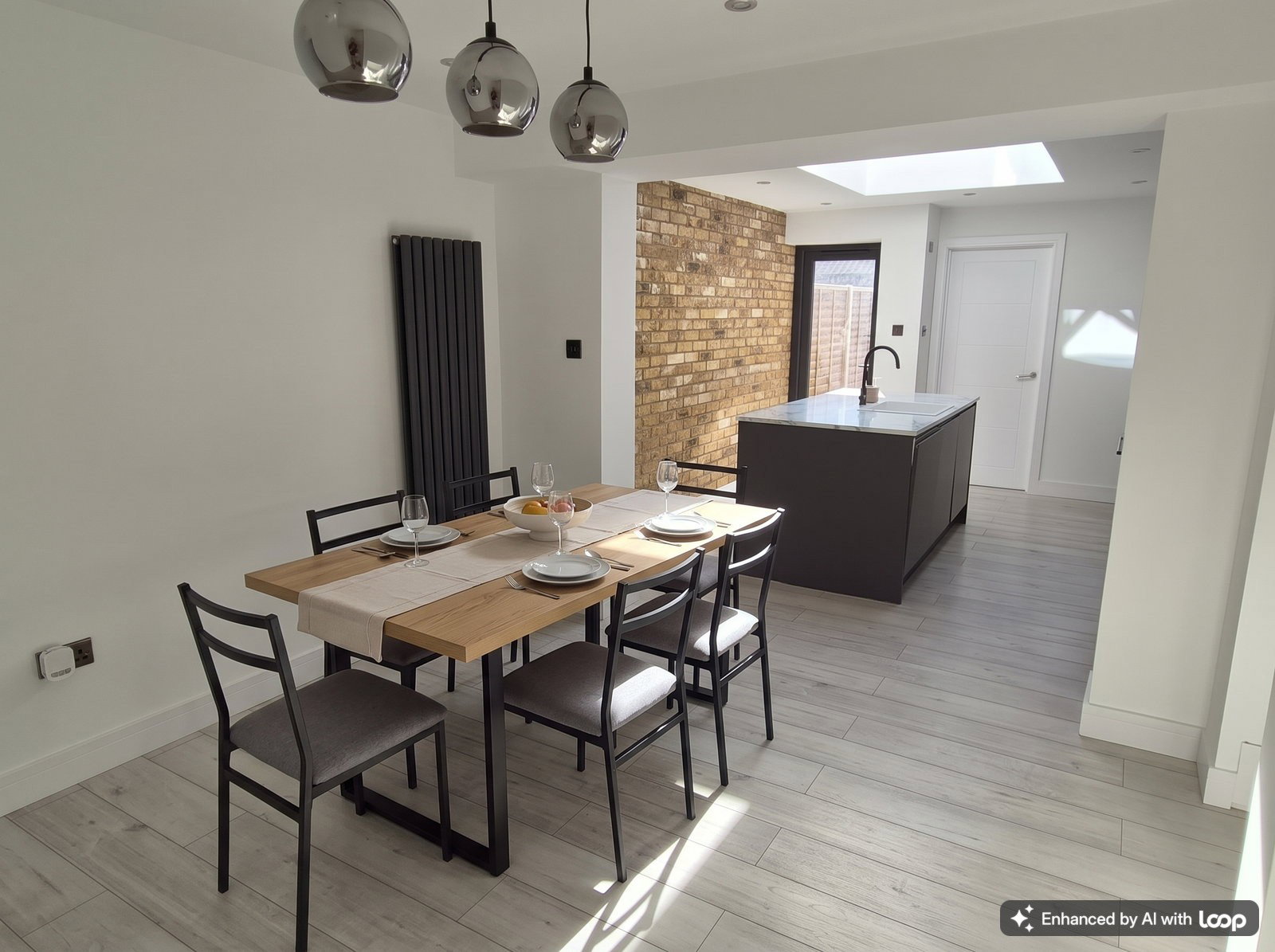 Terraced House for sale in Biggleswade, Saffron Road, Biggleswade, SG18 8DJ