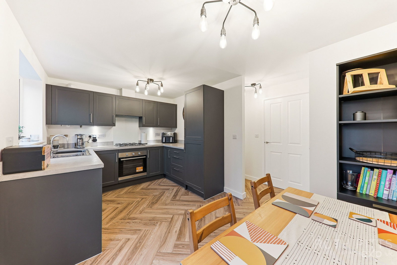 Semi Detached House in Hemsworth