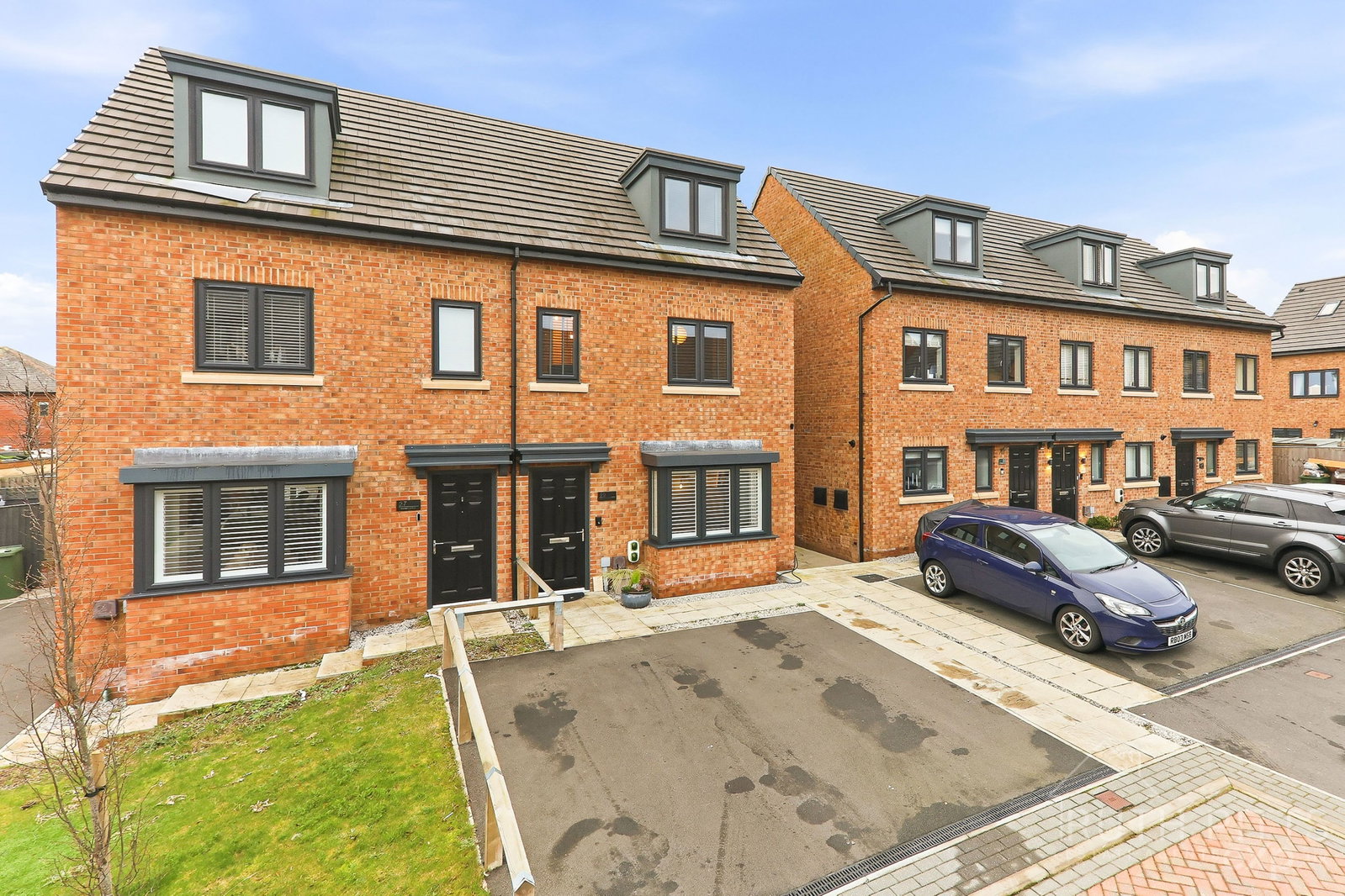 Semi Detached House in Hemsworth