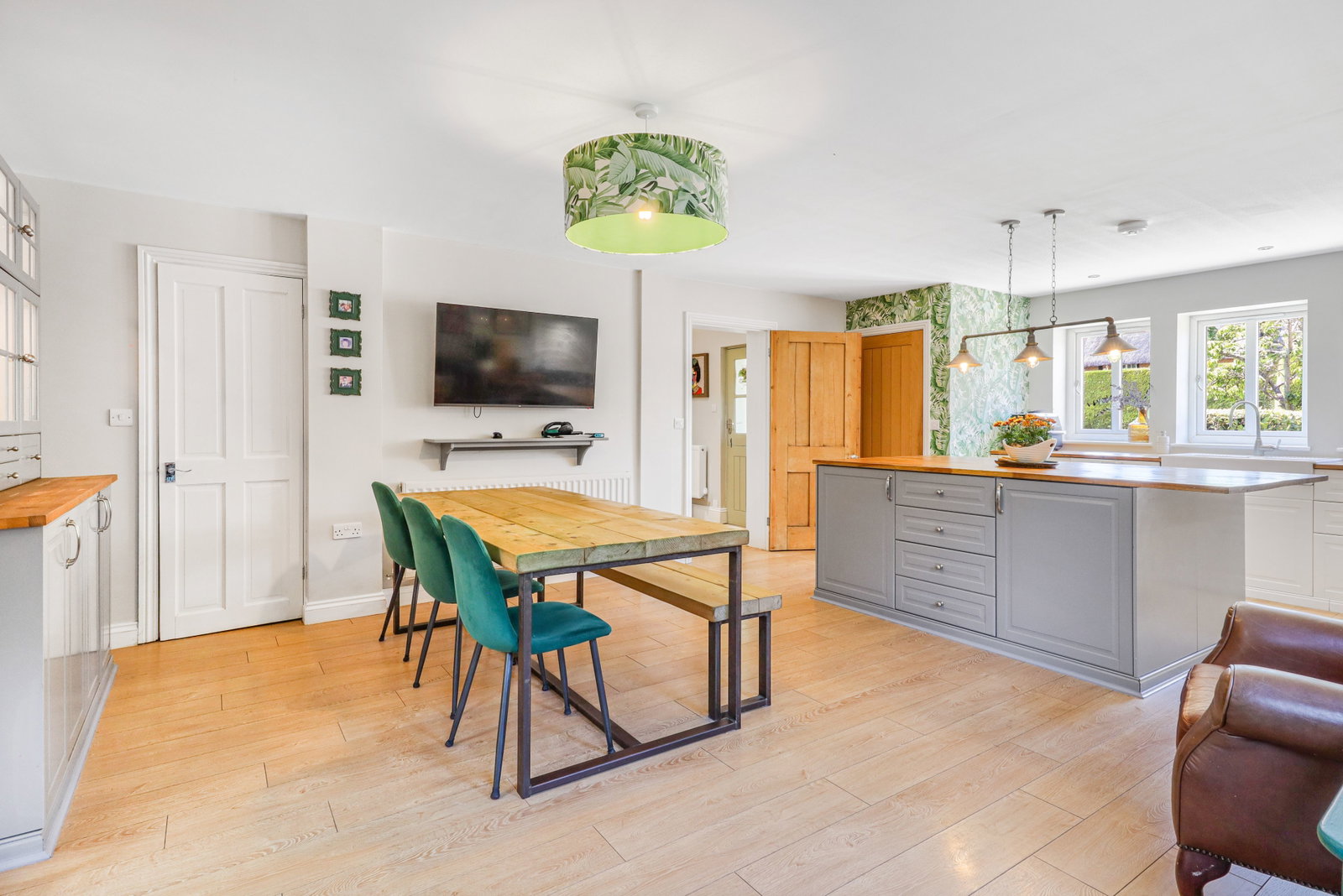Semi Detached House in Stratford-upon-avon