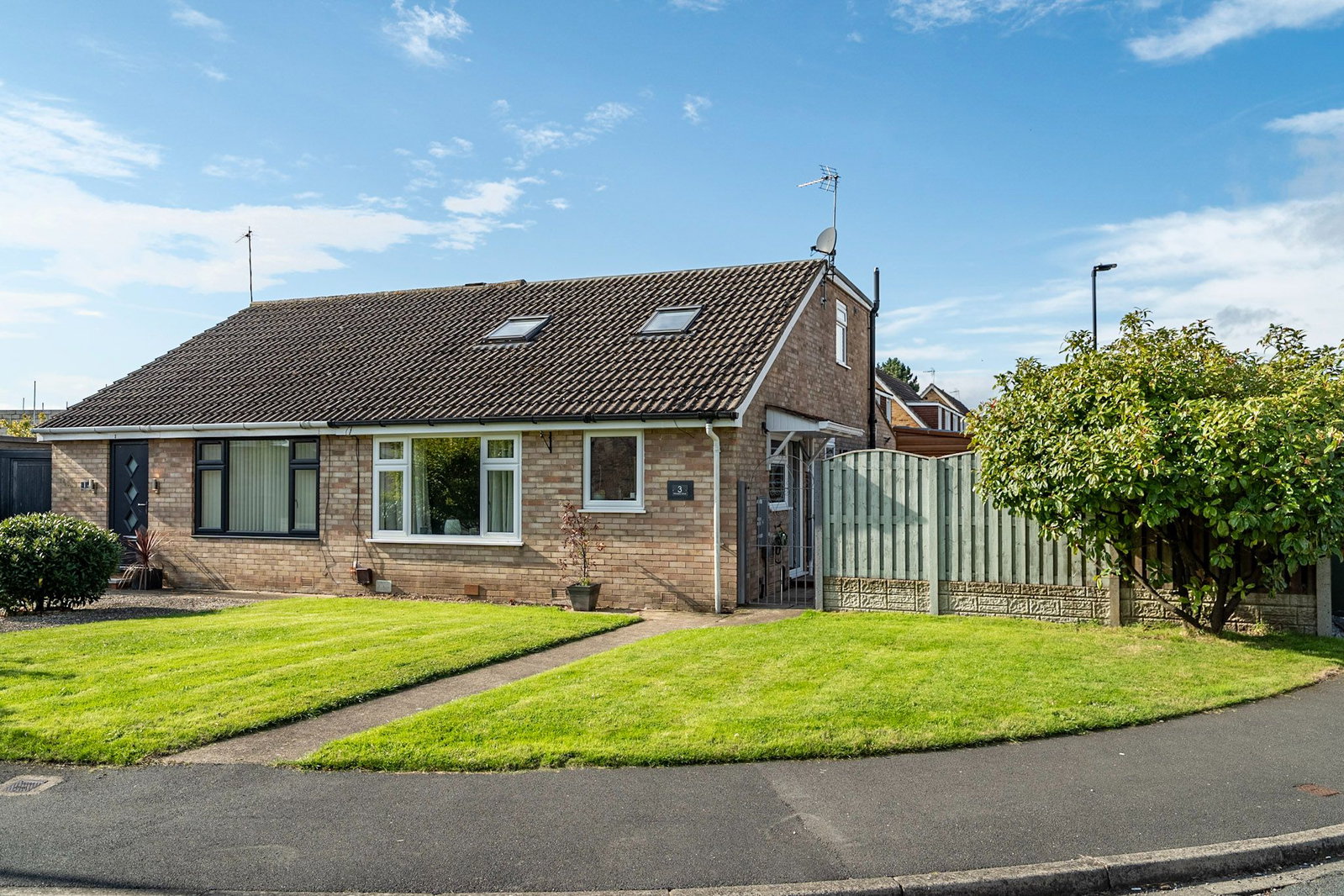 Semi Detached House in York