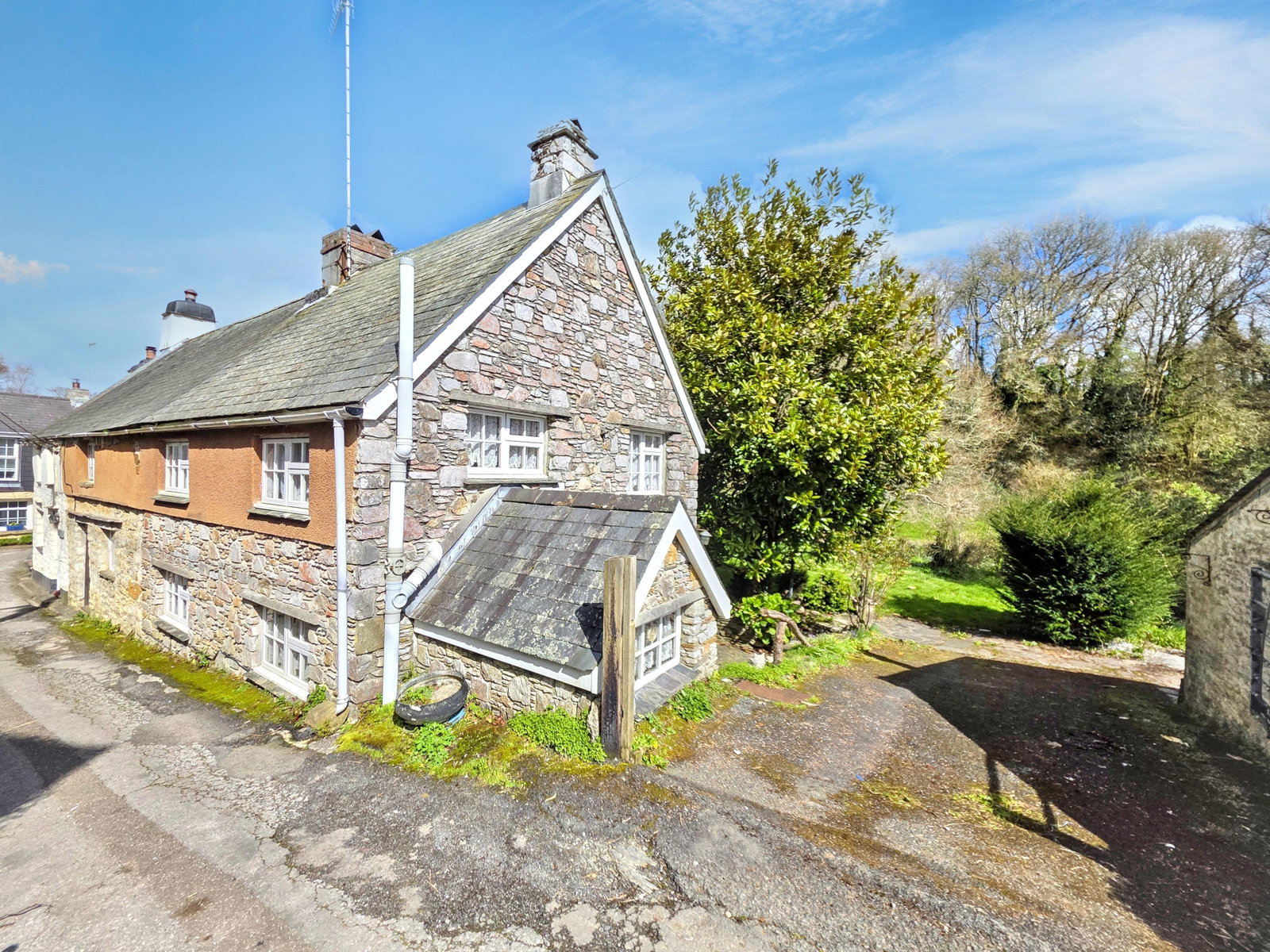 Semi Detached House in Plymouth