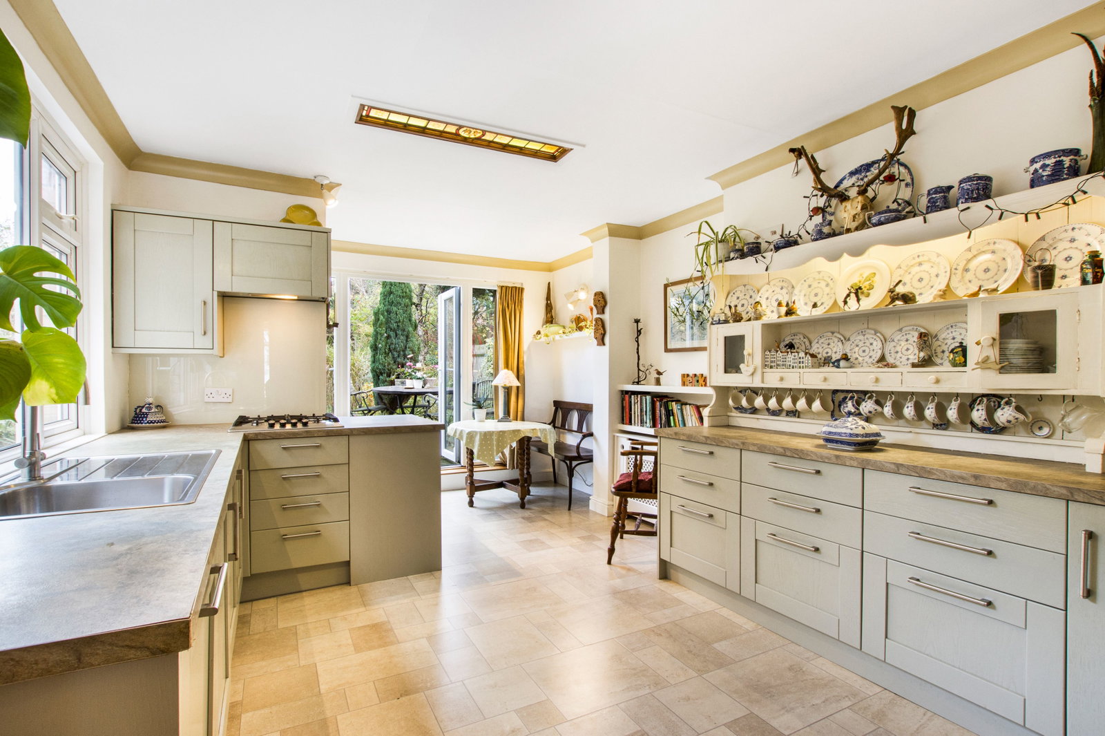 Semi Detached House in London