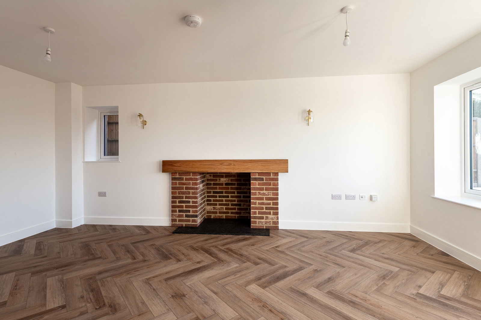 Detached House in Minster-On-Sea
