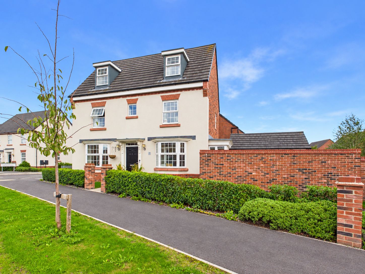 Detached House for sale in Nantwich, Reaseheath Way, Henhull, Nantwich, CW5 6XF, 1700 m²