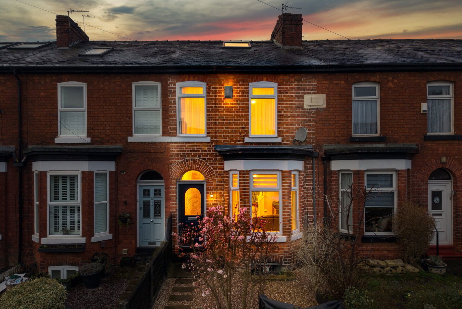 Terraced House in Sale