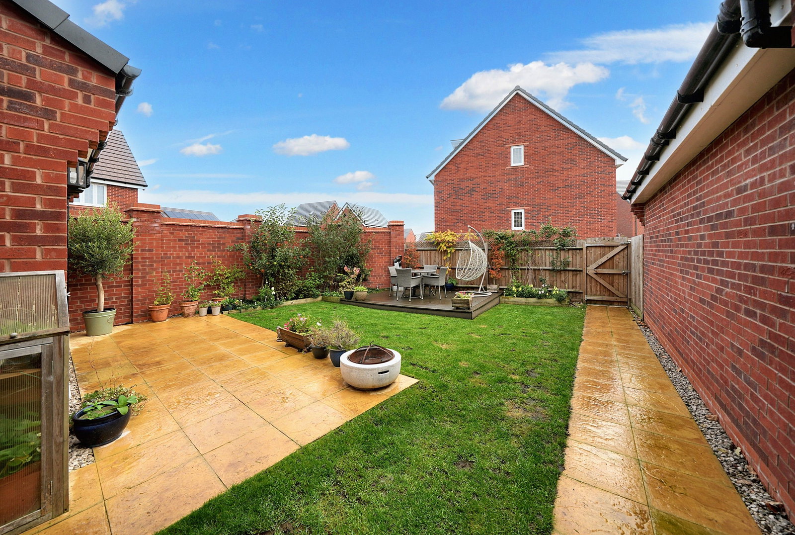Detached House in Stafford
