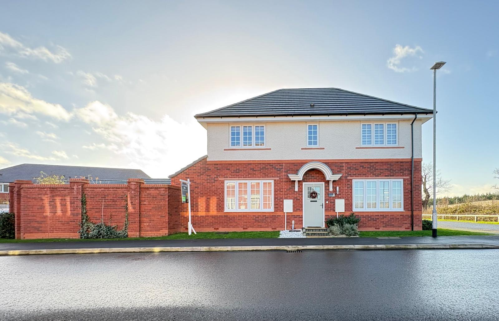 Detached House in Stafford