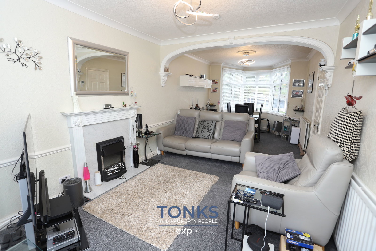 Semi Detached House in Oldbury