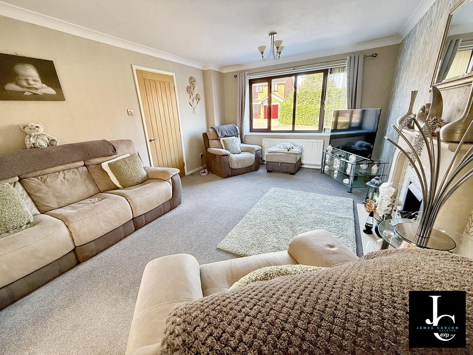 Detached House in Telford