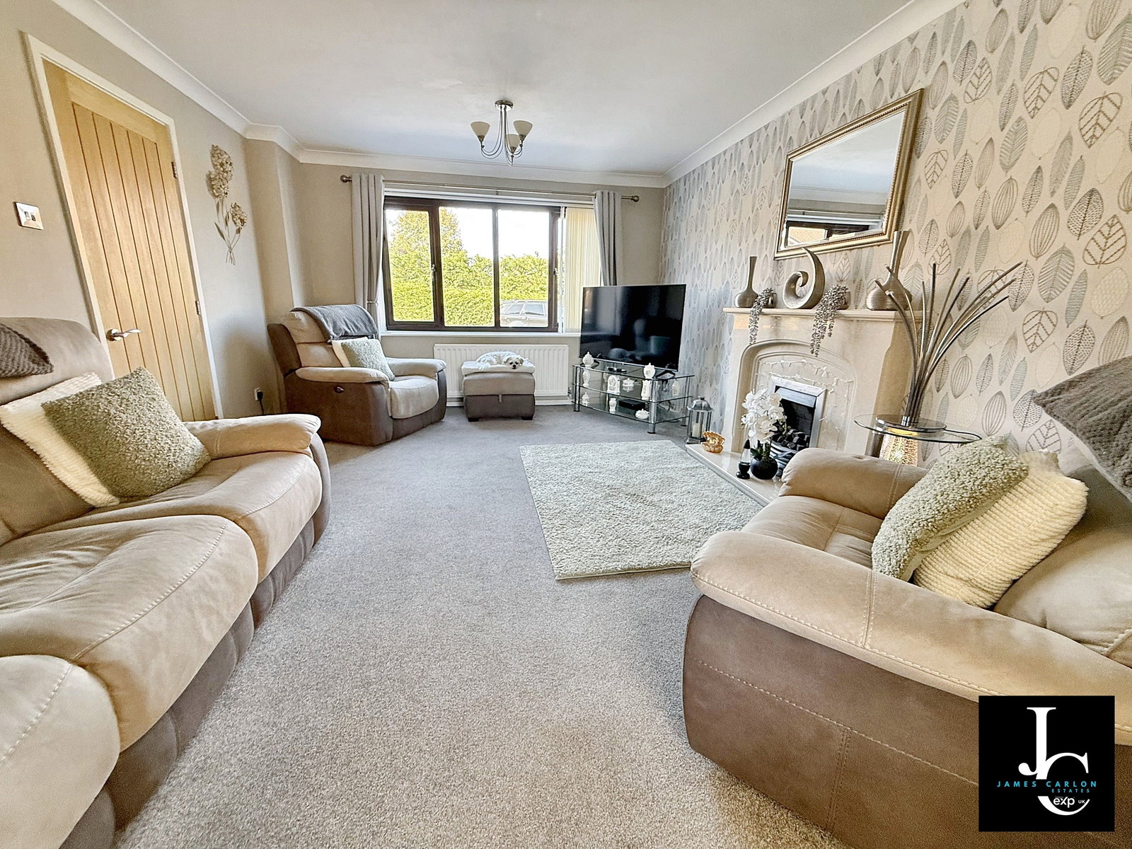 Detached House in Telford