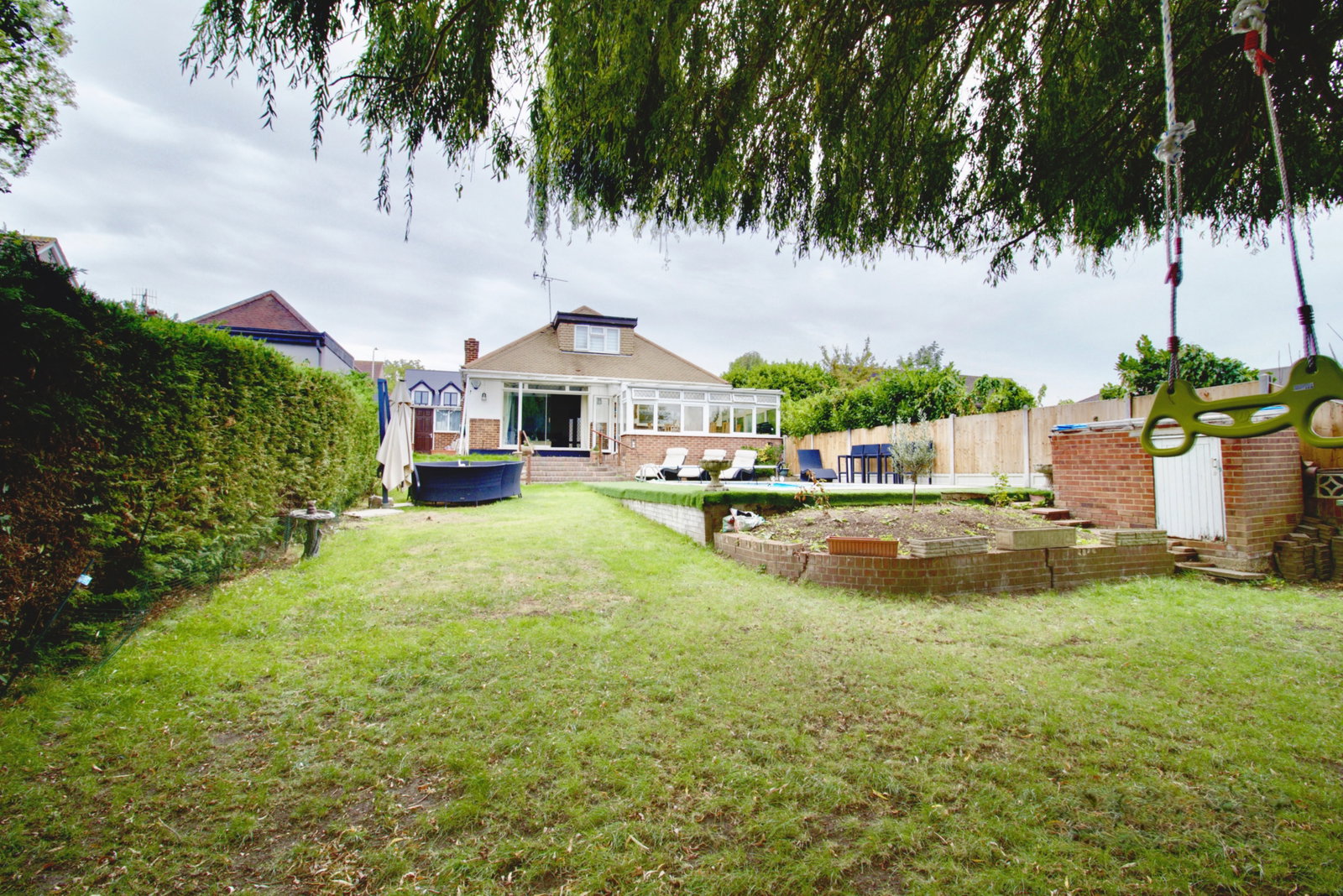 Bungalow in Hornchurch